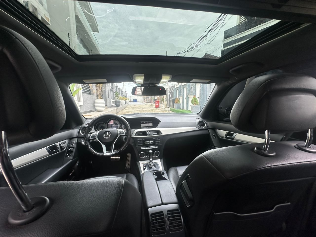 Mercedes Benz C300